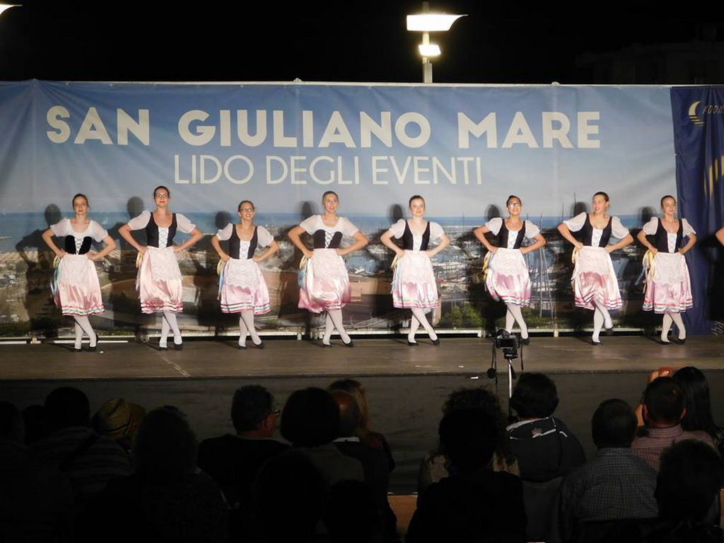 medjunarodni folklorni festival rimini