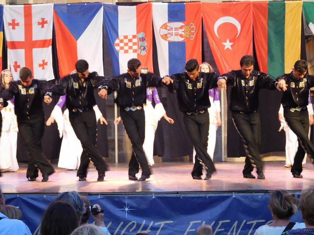 istanbul folklore group